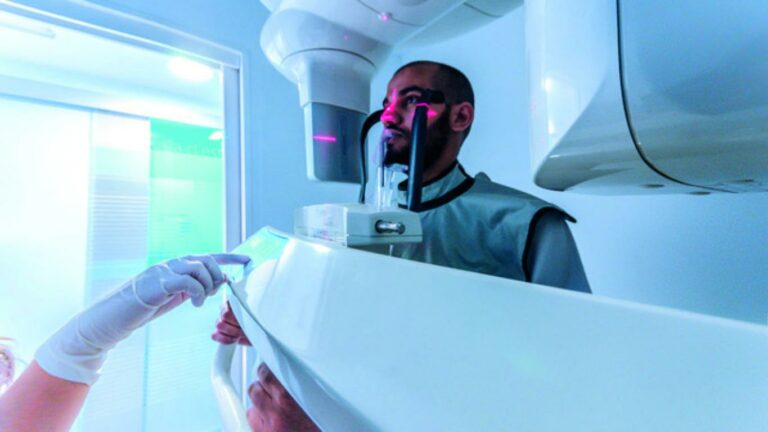 Guerra de preus en implants dentals