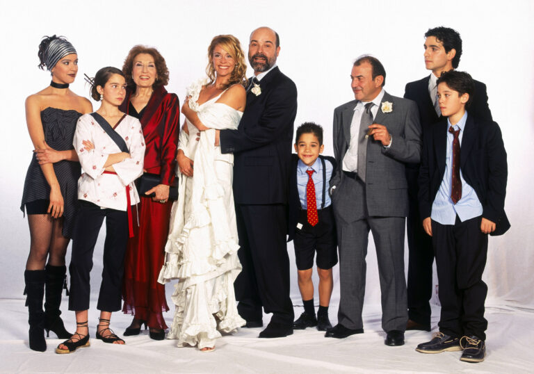 MEDIASET ESPAÑA CELEBRA EL 20º ANIVERSARIO DE ‘LOS SERRANO’ CON UN EVENTO DE PROGRAMACIÓN QUE DESVELA LOS SECRETOS DE SU ÉXITO Y SU LEGADO EN LA TELEVISIÓN.