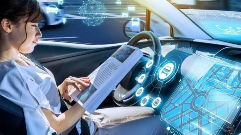 LOS AUTOMÓVILES AUTÓNOMOS: AVANZANDO HACIA UNA NUEVA ERA DE MOVILIDAD